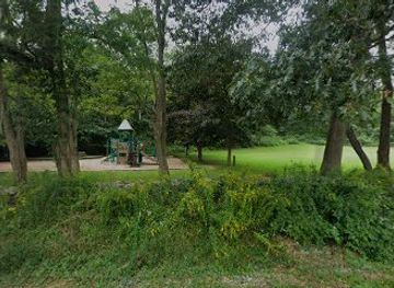 rhode-island/narragansett-bay/landmark/pettaquamscutt-rock