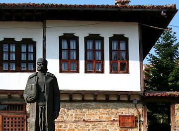 bulgaria/sredna-gora/landmark/museum-of-gardening