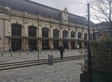 france/bordeaux/bordeaux-city-center/landmark/bordeaux-saint-jean-terres-de-borde