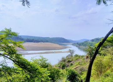 zambia/south-luangwa-national-park/landmark/luangwa-river
