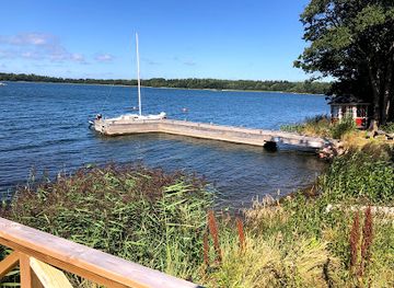 finland/aland-islands/landmark/gasthem-enigheten