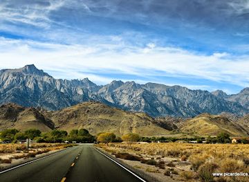 california/sierra-nevada/landmark/eastern-sierra-visitor-center
