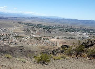 nevada/boulder-city/landmark/radio-station-trails