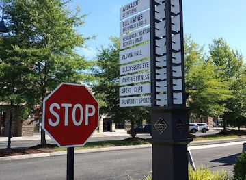 virginia/blacksburg/landmark/first-and-main