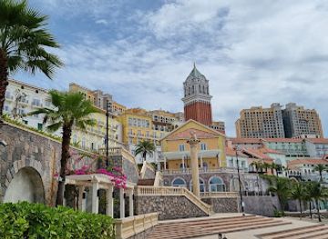 vietnam/phu-quoc/landmark/sunset-town-beach