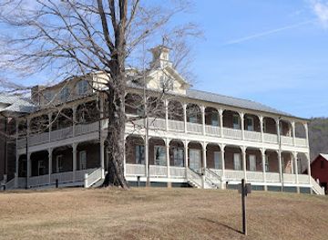 virginia/southwest-virginia/landmark/foster-falls-historic-district