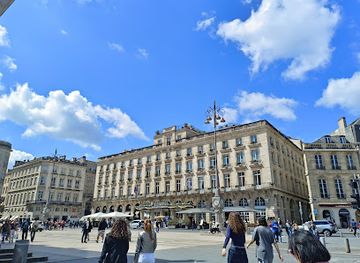 france/bordeaux/bordeaux-city-center/landmark/office-de-tourisme-et-des-congres-de-bordeaux-metropole
