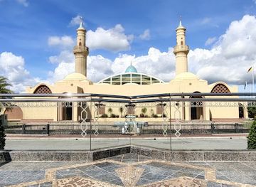 brunei/brunei-muara-district/landmark/ash-shaliheen-mosque