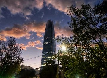chile/patagonia/landmark/mall-costanera-center