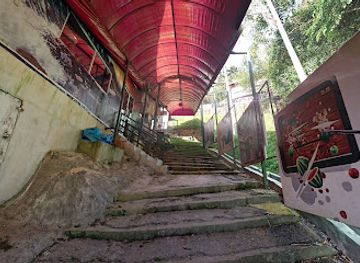 malaysia/penang/landmark/earthquake-typhoon-pavilion-penang-hill