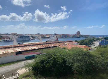 curacao/willemstad/otrobanda/landmark/ser-i-otrobanda-viewpoint
