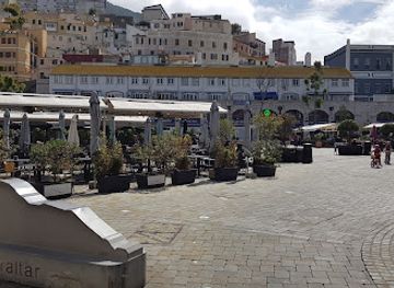 gibraltar/casemates-square/landmark/gianni-s