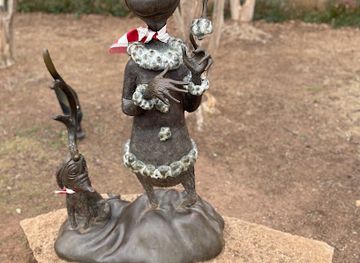 texas/abilene/landmark/the-grinch-statue