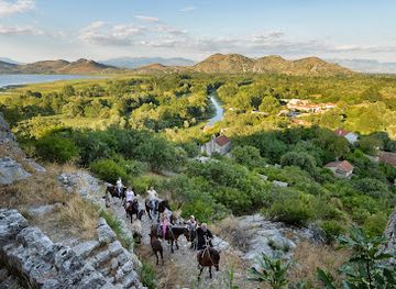 montenegro/zeta-plain/landmark/adventurous-horse-riding-montenegro-skadar-lake