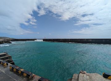 nauru/boe-district/landmark/royal-navy-harbour-of-nauru