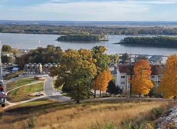 illinois/illinois-river-valley/landmark/illinois-river-and-mississippi-river