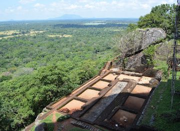 sri-lanka/sigiriya/landmark/water-fountains-sigiriya