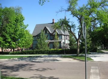 south-dakota/brookings/landmark/woodbine-cottage