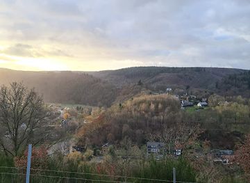 belgium/ardennes/landmark/le-parc-a-gibier-de-la-roche