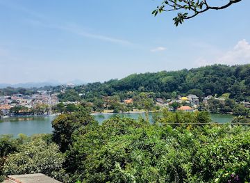 sri-lanka/north-central-province/landmark/arthur-s-seat-view-point-kandy