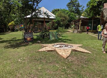 jamaica/east-end/landmark/rastafari-indigenous-village