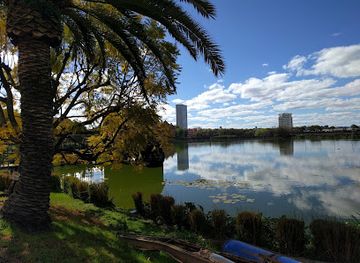madagascar/antananarivo/landmark/waterfront-food-court