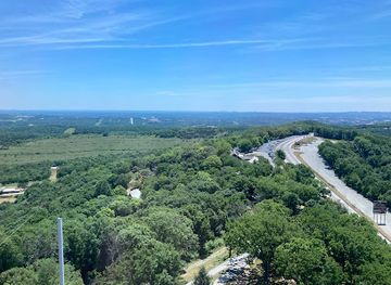 missouri/table-rock-lake/landmark/shepherd-of-the-hills-inspiration-tower