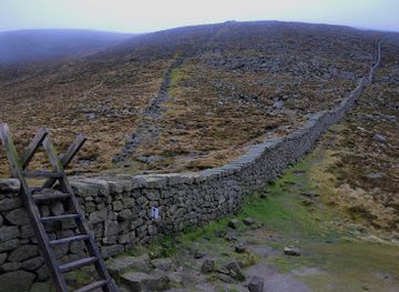 ireland/mourne-mountains/landmark/slieve-meelmore