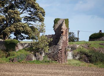 united-kingdom/east-lothian/landmark/waughton-castle