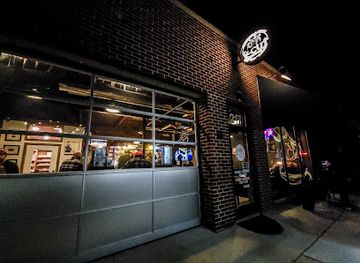 idaho/nampa/landmark/v-cut-lounge