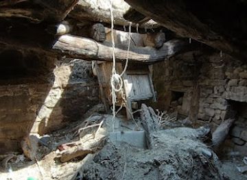 georgia/khevi/landmark/marjanidze-tower