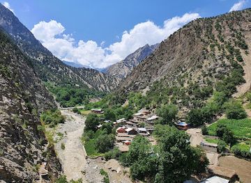 pakistan/chitral/landmark/rumbur