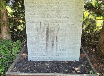 new-york/greater-niagara/landmark/love-canal-disaster-memorial