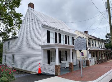 west-virginia/eastern-panhandle/landmark/patsy-cline-historic-house