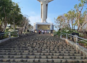 vietnam/vung-tau/christ-the-king-statue/landmark/jesus-christ-statue-main-entrance