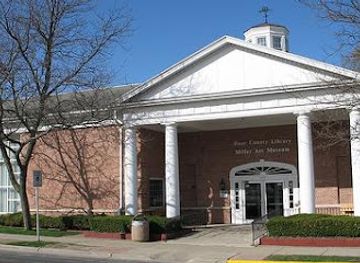 wisconsin/sturgeon-bay/landmark/door-county-library-sturgeon-bay