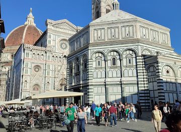 italy/romagna/landmark/piazza-del-duomo