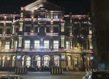 india/mumbai/landmark/kala-ghoda-statue