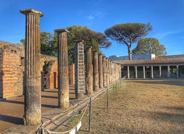 italy/pompeii/landmark/scavi-di-pompei-ingresso-piazza-immacolata
