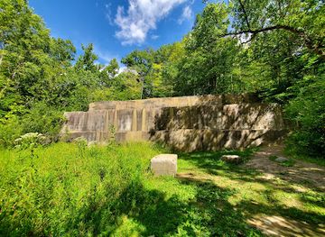 ohio/cuyahoga-valley-national-park/landmark/deep-lock-quarry-metro-park