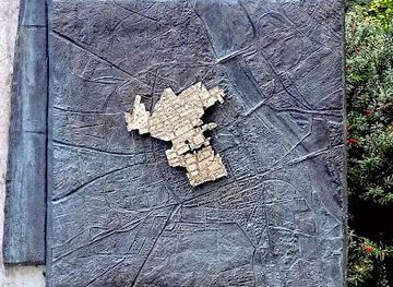 poland/warsaw/landmark/warsaw-ghetto-wall