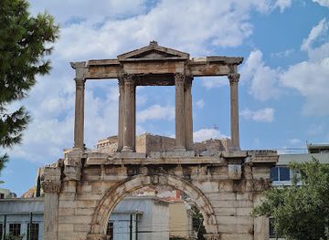 greece/western-greece/landmark/temple-of-olympian-zeus
