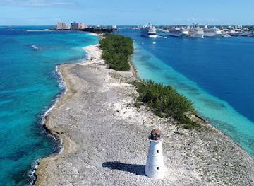 Nassau Harbour Lighthouse