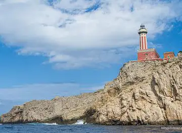 Faro di Punta Carena