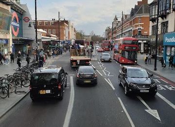 united-kingdom/london/landmark/david-bowie-memorial