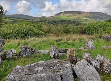 ireland/county-sligo/landmark/magheraghanrush-court-tomb