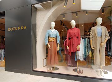 uruguay/montevideo/carrasco/landmark/rotunda-carrasco