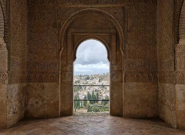 spain/granada/landmark/sala-regia