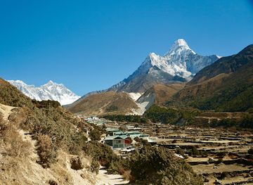 nepal/rolwaling-valley/landmark/ama-dablam