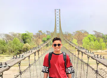 Viral Large Suspension bridge